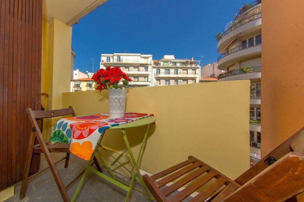 Blue Lagon Five Stars Holiday House Nice Exterior photo